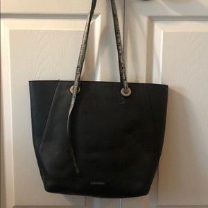 Calvin Klein Shoulder Bag